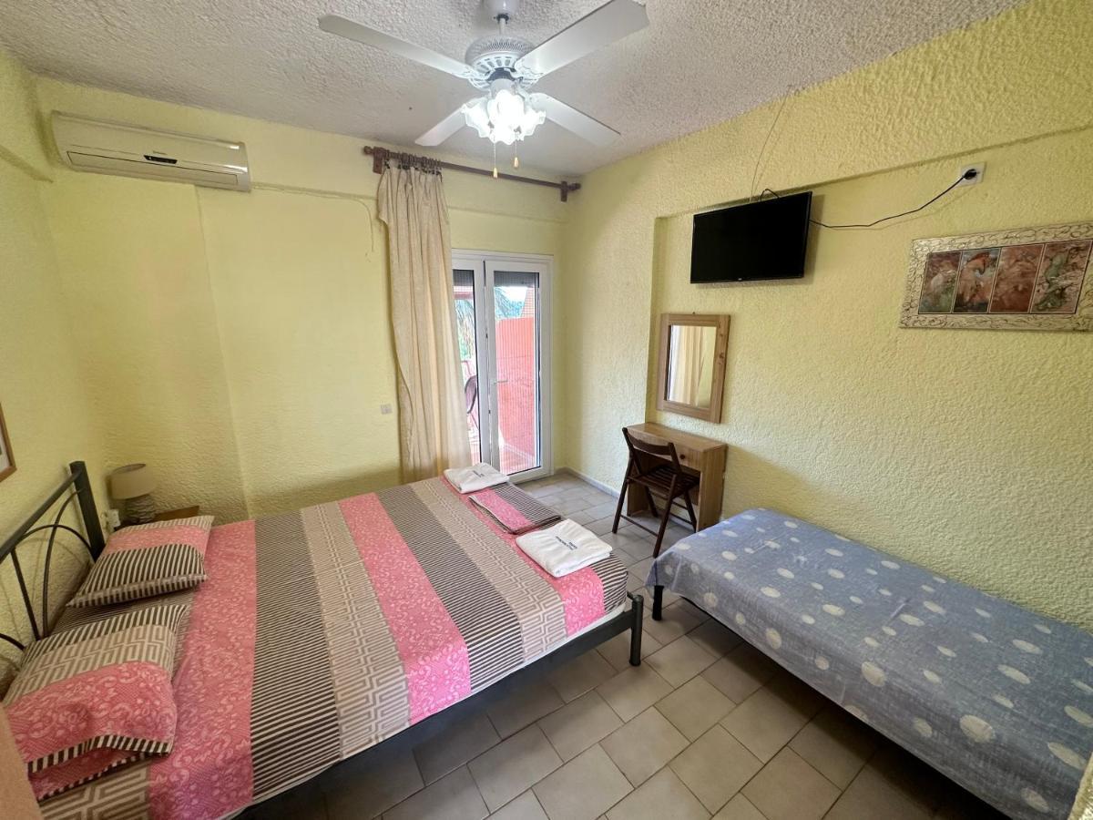 Villa Panorama Studios Possidi Bagian luar foto