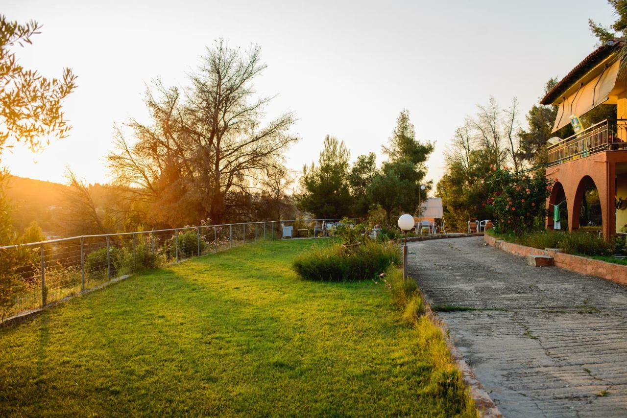 Villa Panorama Studios Possidi Bagian luar foto